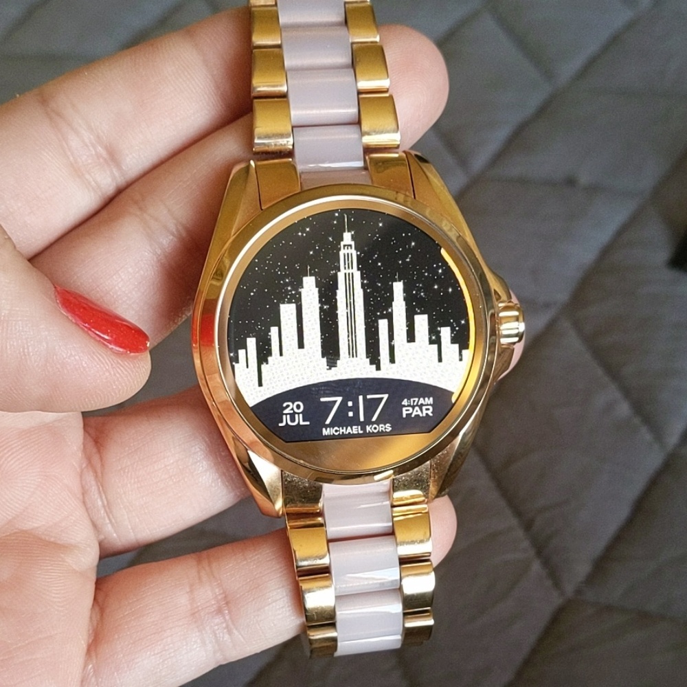 Rose Gold/Pink Michael Kors smartwatch